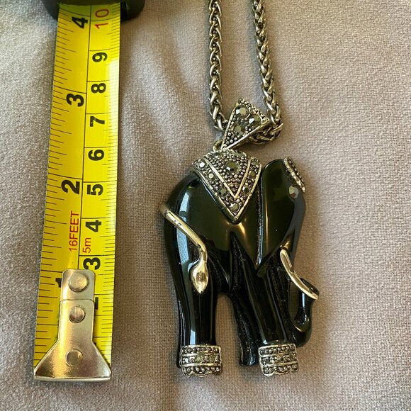 Vintage Elephant Necklace~Lightweight Resin Marcasite Accents 28" Chain - Picture 6 of 6